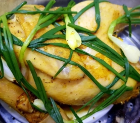 Gà hấp hành