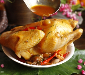 Gà hấp mắm nhĩ