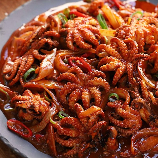 Bạch tuộc xào sa tế