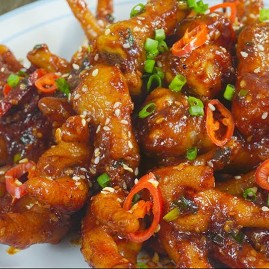 Chân gà rút xương chiên nước mắm