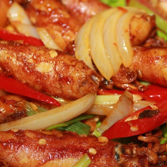 Mực trứng chiên nước mắm