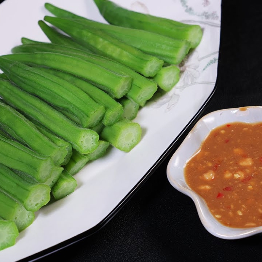 Đậu bắp chấm chao