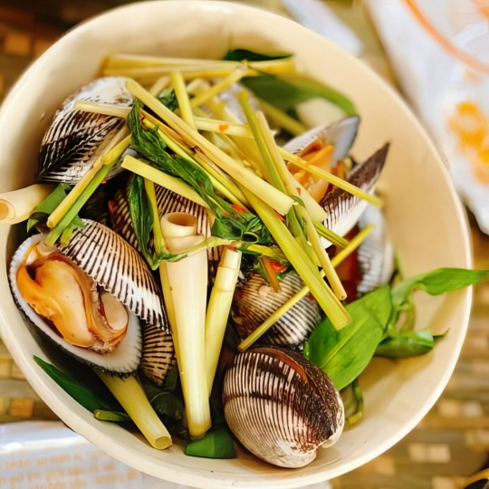 Sò lông hấp sả