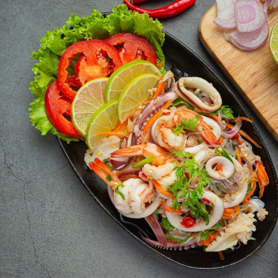 Gỏi Thái hải sản