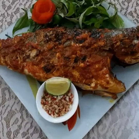 Cá Cam nướng muối ớt